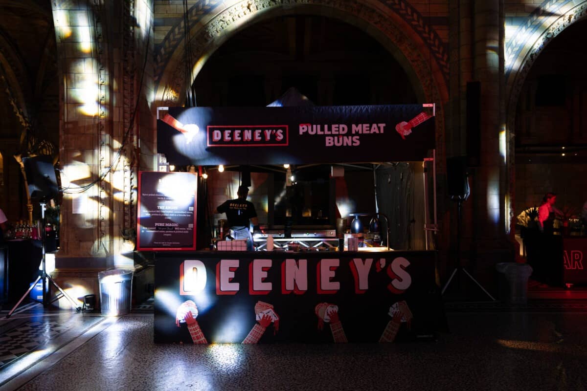 MTRNM Night at the Museum, Marten Lou at the Natural History Museum, Kudos AV event production, photo 5