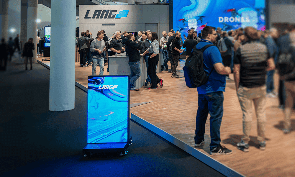 LANG Foldster unfolded single digital totem, 620 x 2075 mm hire UK