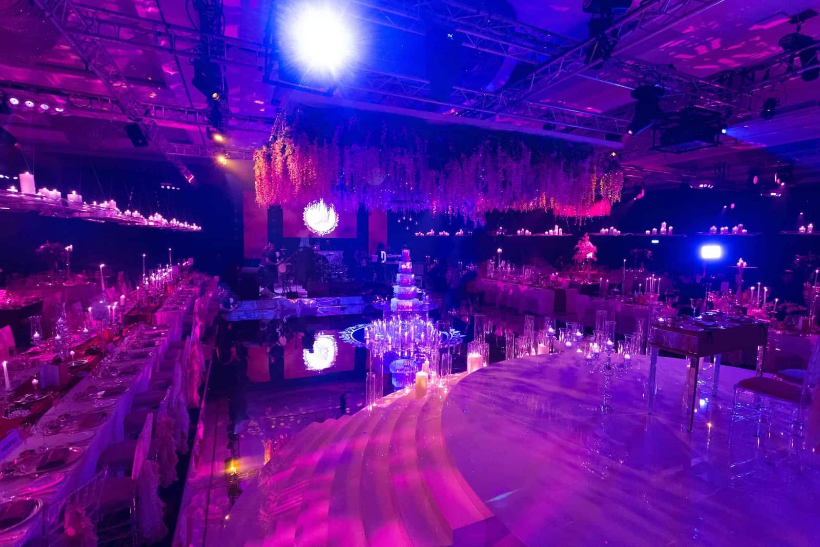 Wedding at the London Hilton on Park Lane, the dancefloor under a spotlight, by Kudos AV