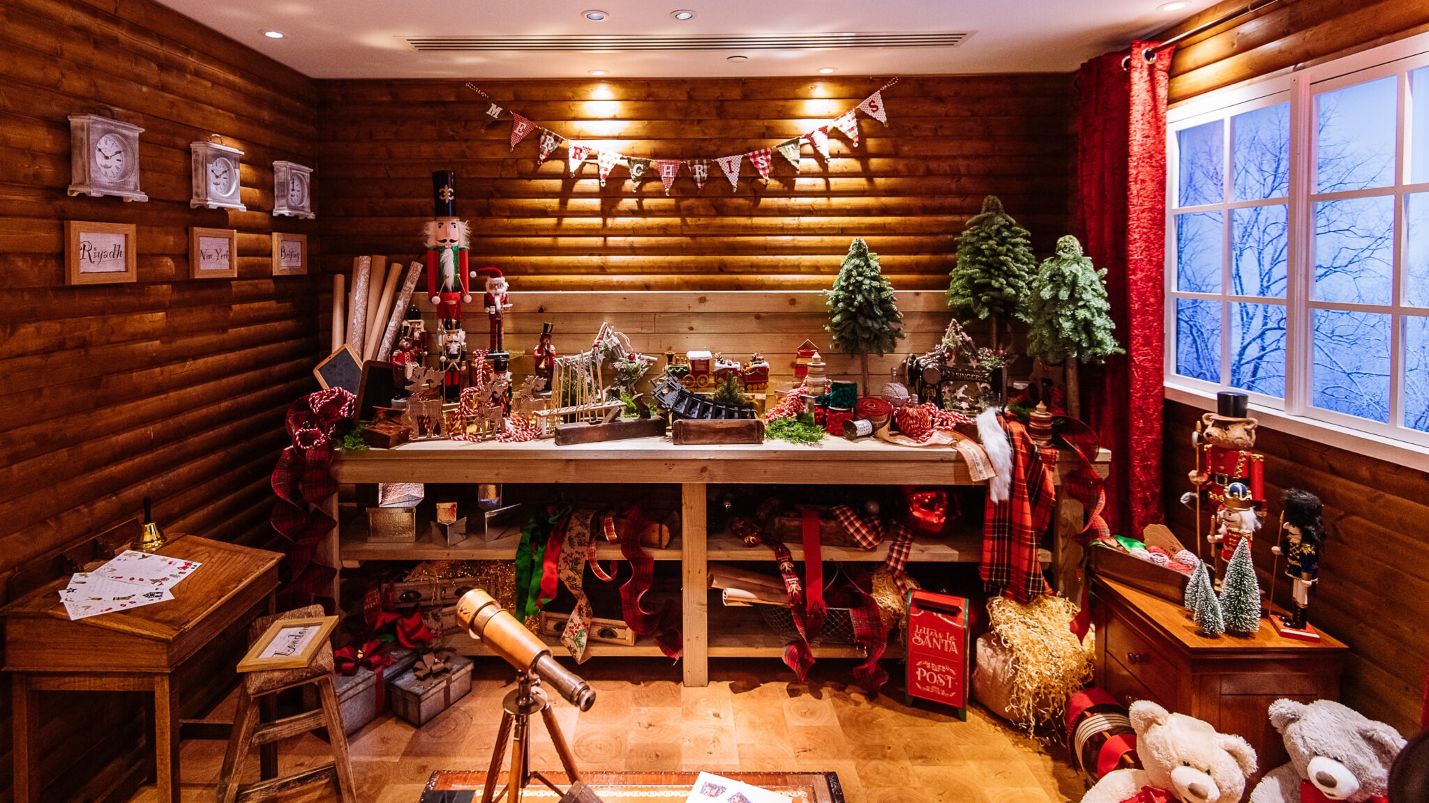 Hilton Santa's Grotto immersive festive activation by Kudos AV — image 9