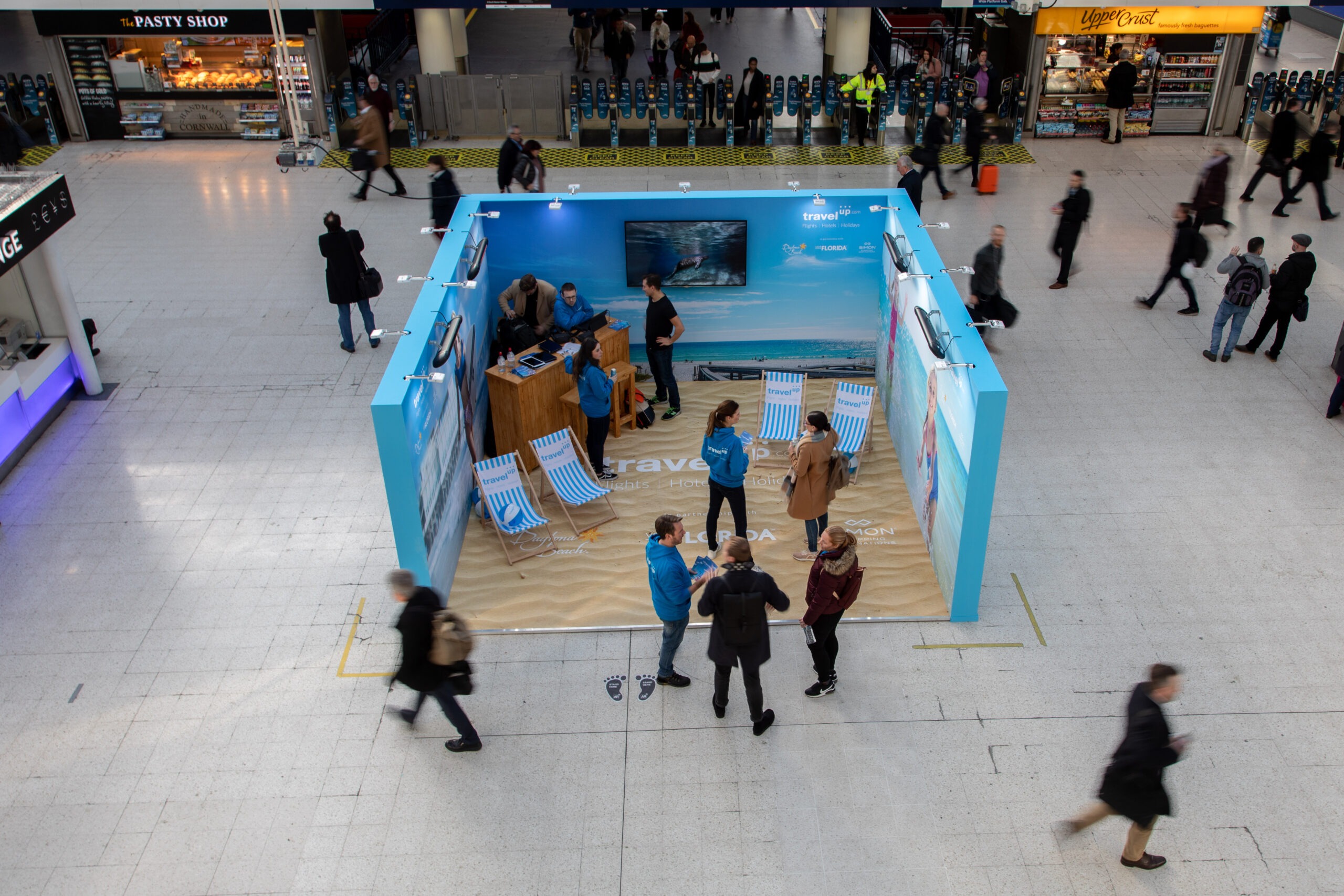 Travel Up Florida beach activation Waterloo station, photo 23