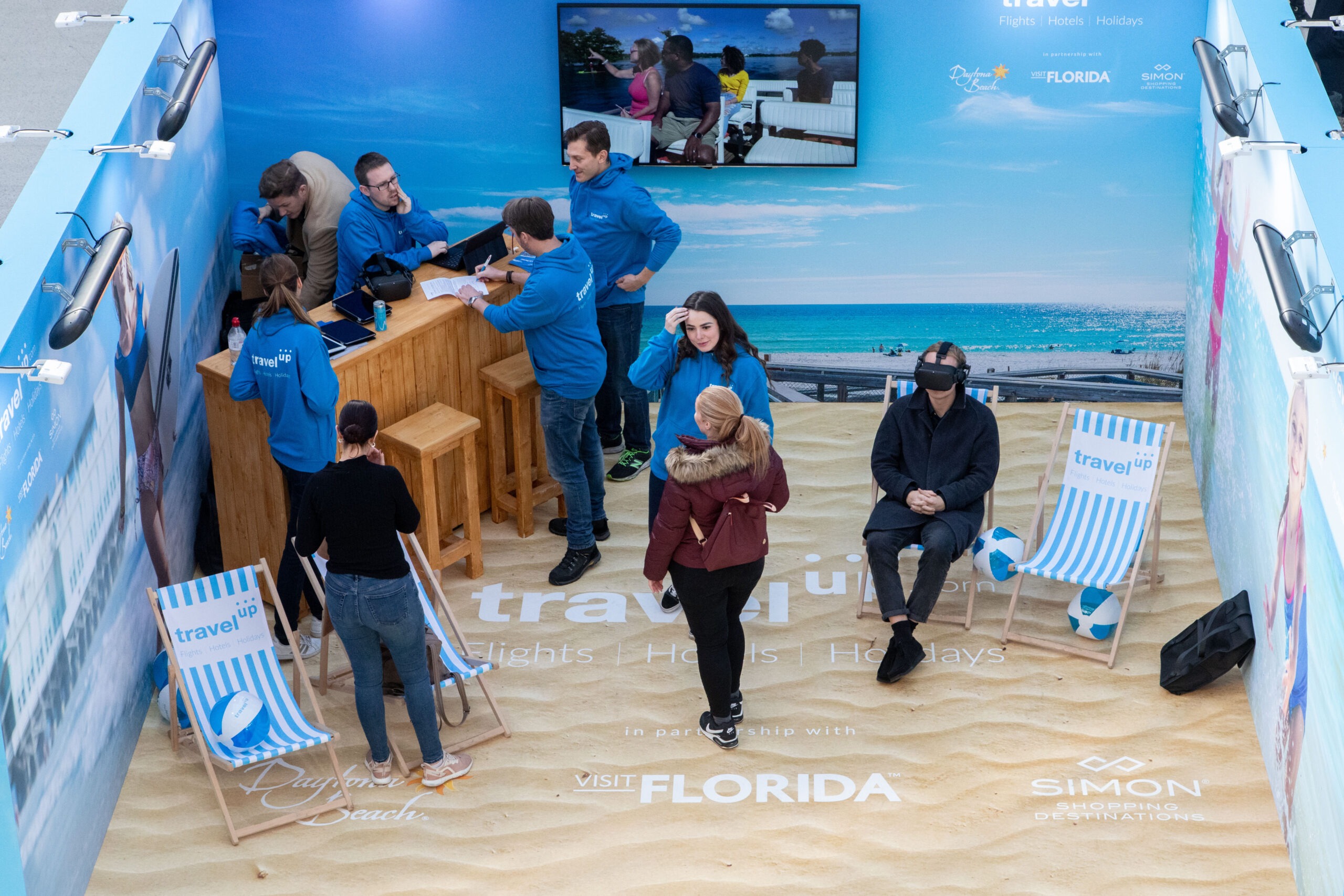Travel Up Florida beach activation Waterloo station, photo 30